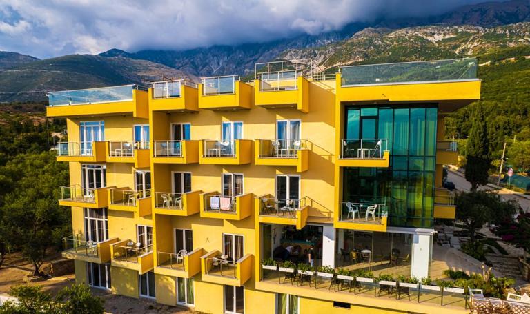 Hotel Orange Dhërmi Exteriér fotografie